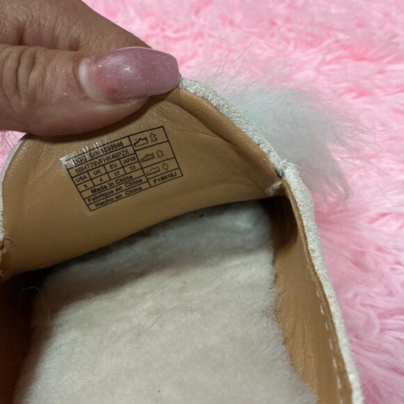 Light Blue Off White Ugg slide on flats - Picture 4 of 6